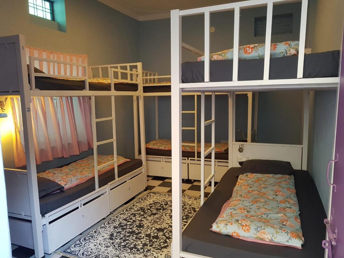 Gypsy Child Lake Hostel Ουνταϊπούρ Εξωτερικό φωτογραφία
